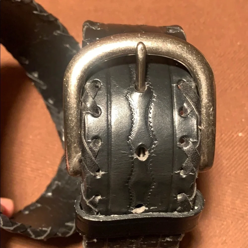 NWOT Bonded Leather Belt w/embellishments pattern
